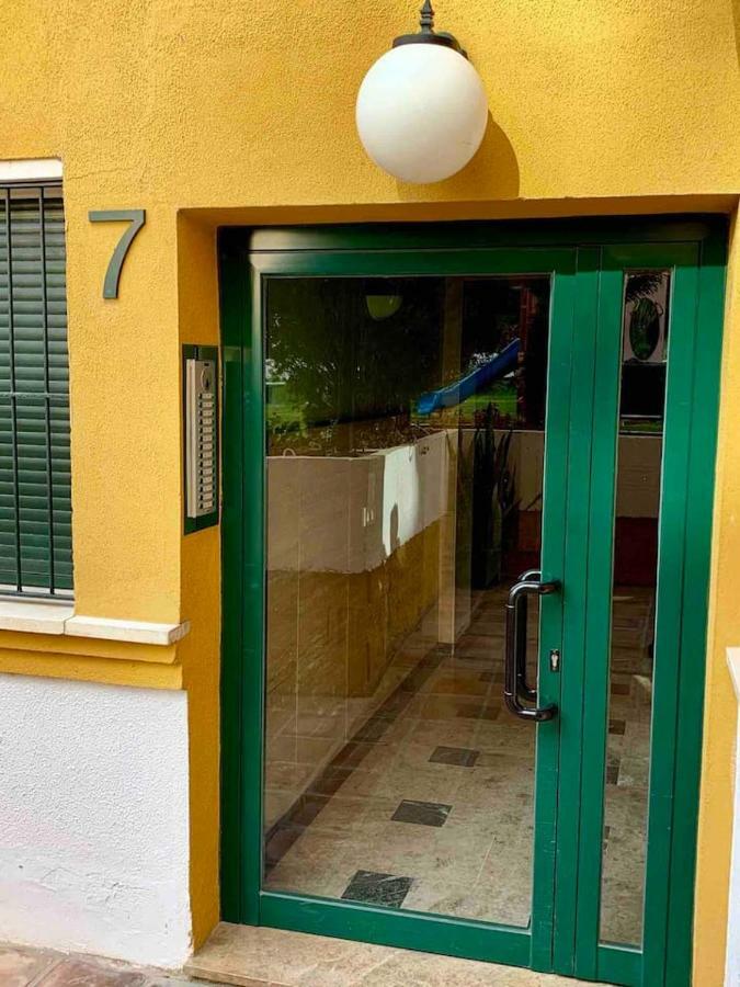 Apto. Lujo Primera Linea Playa Del Bajondillo Torremolinos Exterior photo